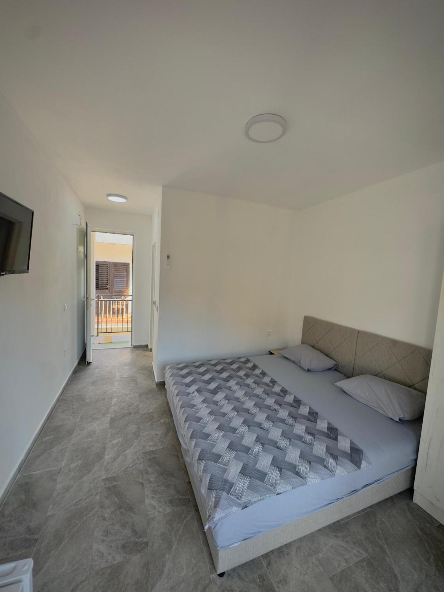 Apartmani Miljevci Sutomore Kamer foto