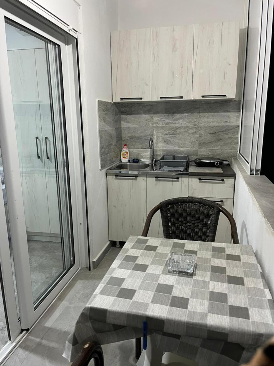 Apartmani Miljevci Sutomore Kamer foto