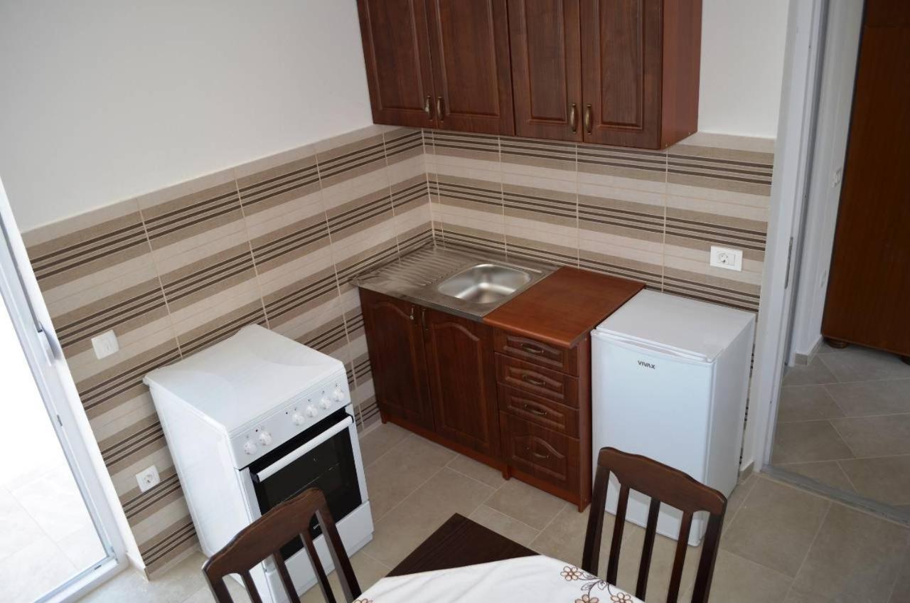 Apartmani Miljevci Sutomore Buitenkant foto
