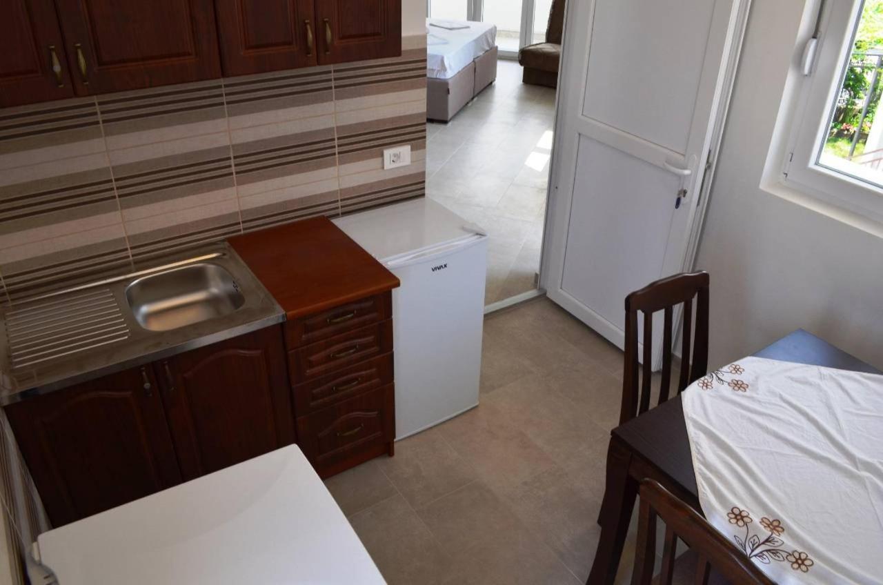 Apartmani Miljevci Sutomore Buitenkant foto